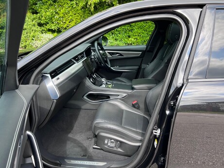 Jaguar F-Pace 2.0 D200 MHEV R-Dynamic SE Auto AWD Euro 6 (s/s) 5dr 20