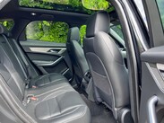Jaguar F-Pace 2.0 D200 MHEV R-Dynamic SE Auto AWD Euro 6 (s/s) 5dr 29