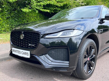 Jaguar F-Pace 2.0 D200 MHEV R-Dynamic SE Auto AWD Euro 6 (s/s) 5dr 44