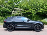 Jaguar F-Pace 2.0 D200 MHEV R-Dynamic SE Auto AWD Euro 6 (s/s) 5dr 58