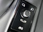 Jaguar F-Pace 2.0 D200 MHEV R-Dynamic SE Auto AWD Euro 6 (s/s) 5dr 40