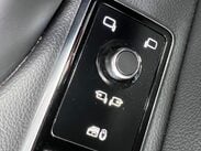 Jaguar F-Pace 2.0 D200 MHEV R-Dynamic SE Auto AWD Euro 6 (s/s) 5dr 40