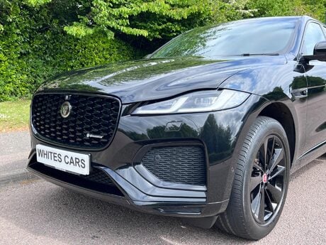 Jaguar F-Pace 2.0 D200 MHEV R-Dynamic SE Auto AWD Euro 6 (s/s) 5dr 45