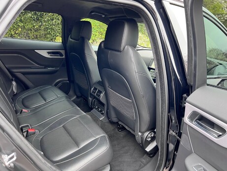 Jaguar F-Pace 2.0 D180 R-Sport Auto AWD Euro 6 (s/s) 5dr 28