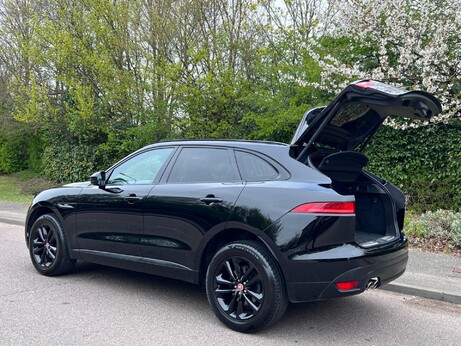 Jaguar F-Pace 2.0 D180 R-Sport Auto AWD Euro 6 (s/s) 5dr 39