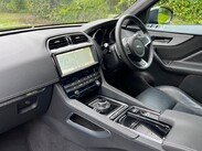 Jaguar F-Pace 2.0 D180 R-Sport Auto AWD Euro 6 (s/s) 5dr 60