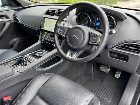 Jaguar F-Pace 2.0 D180 R-Sport Auto AWD Euro 6 (s/s) 5dr 68