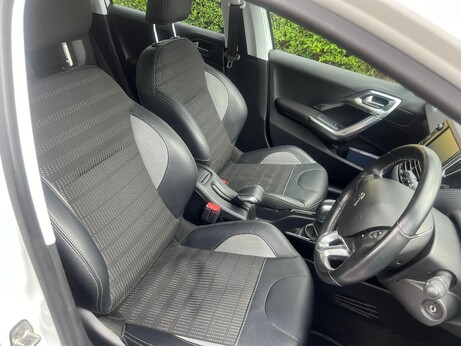 Peugeot 2008 1.2 PureTech Allure Euro 6 5dr 68