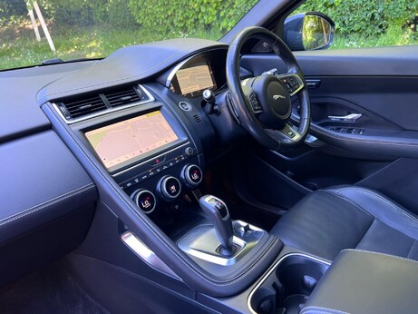 Jaguar E-Pace 2.0 D180 R-Dynamic HSE Auto AWD Euro 6 (s/s) 5dr 19