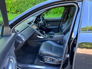 Jaguar E-Pace 2.0 D180 R-Dynamic HSE Auto AWD Euro 6 (s/s) 5dr 26