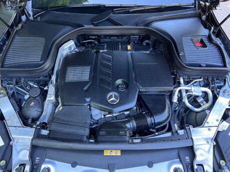 Mercedes-Benz GLC 2.0 GLC300d AMG Line (Premium) Coupe G-Tronic+ 4MATIC Euro 6 (s/s) 5dr 32