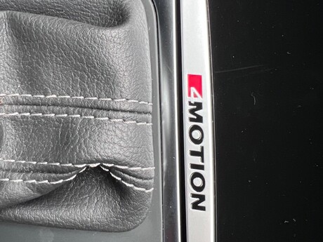 Volkswagen Golf 2.0 TSI R DSG 4Motion Euro 6 (s/s) 5dr 78