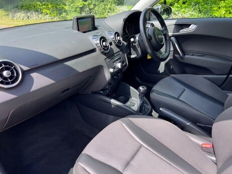 Audi A1 1.0 TFSI Sport Sportback Euro 6 (s/s) 5dr 18