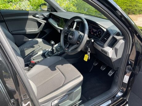 Audi A1 1.0 TFSI 30 S line Sportback Euro 6 (s/s) 5dr 7