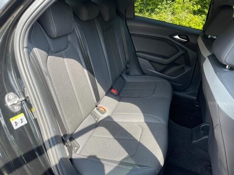 Audi A1 1.0 TFSI 30 S line Sportback Euro 6 (s/s) 5dr 30