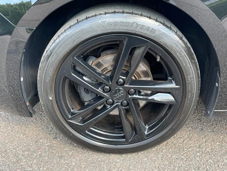 Audi A1 1.0 TFSI 30 S line Sportback Euro 6 (s/s) 5dr 33