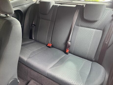 Ford Fiesta 1.4 Zetec 3dr 21
