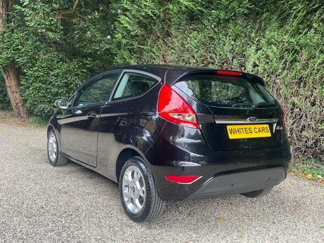 Ford Fiesta 1.4 Zetec 3dr 38