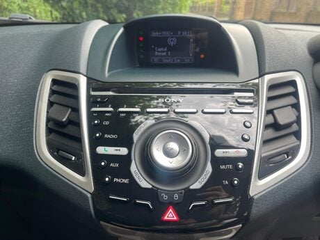 Ford Fiesta 1.4 Zetec 3dr 45