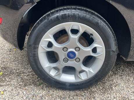 Ford Fiesta 1.4 Zetec 3dr 44