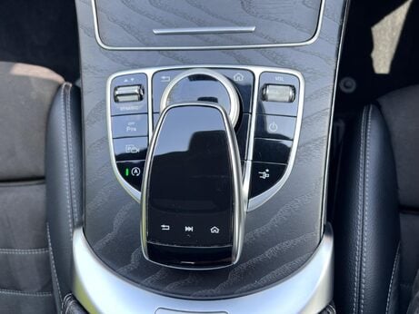 Mercedes-Benz C Class 1.5 C200 MHEV AMG Line (Premium Plus) G-Tronic+ Euro 6 (s/s) 2dr 17