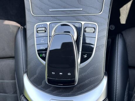 Mercedes-Benz C Class 1.5 C200 MHEV AMG Line (Premium Plus) G-Tronic+ Euro 6 (s/s) 2dr 17