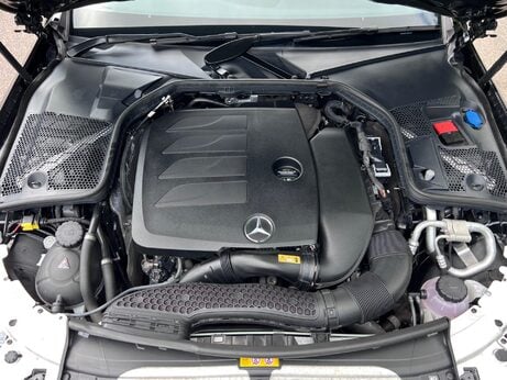 Mercedes-Benz C Class 1.5 C200 MHEV AMG Line (Premium Plus) G-Tronic+ Euro 6 (s/s) 2dr 28