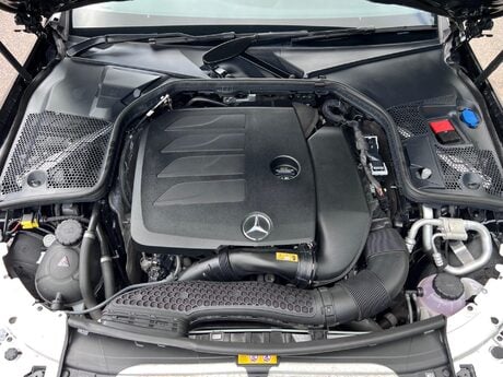 Mercedes-Benz C Class 1.5 C200 MHEV AMG Line (Premium Plus) G-Tronic+ Euro 6 (s/s) 2dr 32