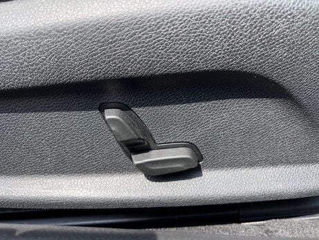 Mercedes-Benz C Class 1.5 C200 MHEV AMG Line (Premium Plus) G-Tronic+ Euro 6 (s/s) 2dr 34