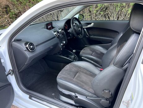 Audi A1 1.0 TFSI Sport Euro 6 (s/s) 3dr 55