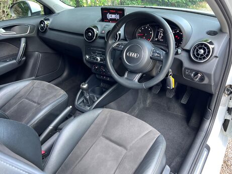 Audi A1 1.0 TFSI Sport Euro 6 (s/s) 3dr 58