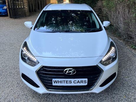 Hyundai i40 1.7 CRDi Blue Drive SE Nav Tourer DCT Euro 6 (s/s) 5dr 37