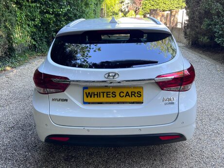 Hyundai i40 1.7 CRDi Blue Drive SE Nav Tourer DCT Euro 6 (s/s) 5dr 43