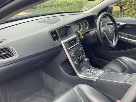 Volvo S60 2.0 D3 SE Lux Geartronic Euro 5 4dr 10