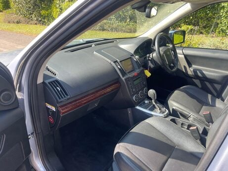 Land Rover Freelander 2 2.2 TD4 HSE Auto 4WD Euro 4 5dr 16