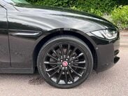 Jaguar XE 2.0d Portfolio Auto AWD Euro 6 (s/s) 4dr 9