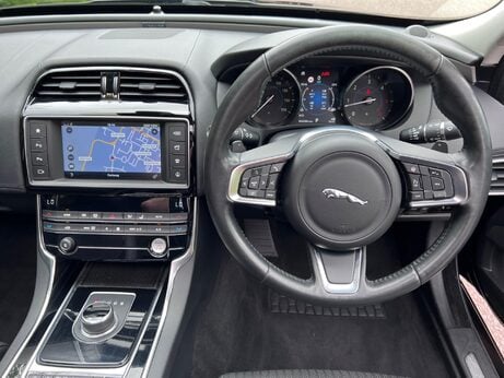 Jaguar XE 2.0d Portfolio Auto AWD Euro 6 (s/s) 4dr 12