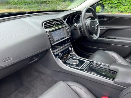 Jaguar XE 2.0d Portfolio Auto AWD Euro 6 (s/s) 4dr 24