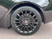 Jaguar XE 2.0d Portfolio Auto AWD Euro 6 (s/s) 4dr 47
