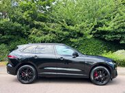 Jaguar F-Pace 2.0 D200 MHEV R-Dynamic SE Auto AWD Euro 6 (s/s) 5dr 2