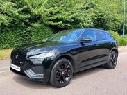 Jaguar F-Pace 2.0 D200 MHEV R-Dynamic SE Auto AWD Euro 6 (s/s) 5dr 6
