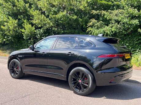 Jaguar F-Pace 2.0 D200 MHEV R-Dynamic SE Auto AWD Euro 6 (s/s) 5dr 8