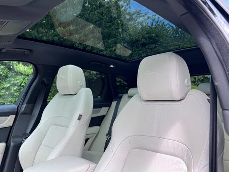Jaguar F-Pace 2.0 D200 MHEV R-Dynamic SE Auto AWD Euro 6 (s/s) 5dr 22