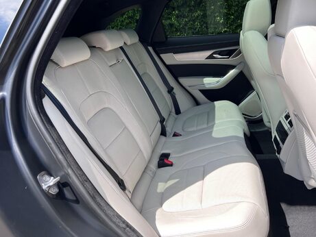 Jaguar F-Pace 2.0 D200 MHEV R-Dynamic SE Auto AWD Euro 6 (s/s) 5dr 23