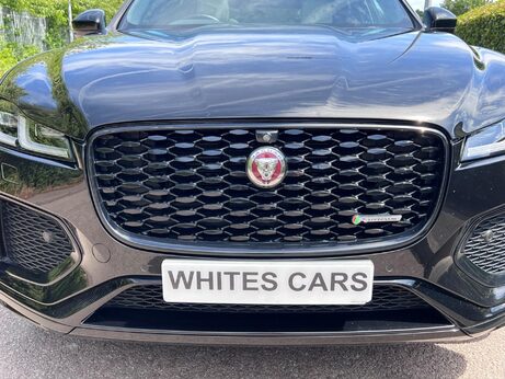 Jaguar F-Pace 2.0 D200 MHEV R-Dynamic SE Auto AWD Euro 6 (s/s) 5dr 47