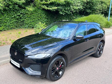 Jaguar F-Pace 2.0 D200 MHEV R-Dynamic SE Auto AWD Euro 6 (s/s) 5dr 48