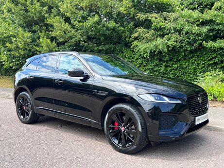 Jaguar F-Pace 2.0 D200 MHEV R-Dynamic SE Auto AWD Euro 6 (s/s) 5dr 53