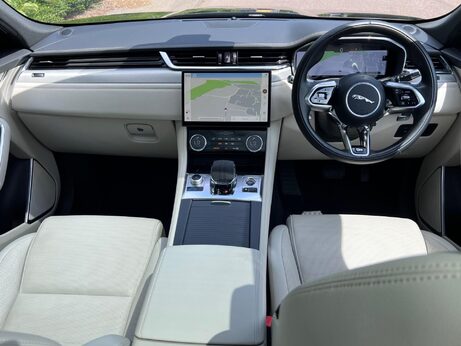 Jaguar F-Pace 2.0 D200 MHEV R-Dynamic SE Auto AWD Euro 6 (s/s) 5dr 86