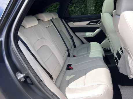 Jaguar F-Pace 2.0 D200 MHEV R-Dynamic SE Auto AWD Euro 6 (s/s) 5dr 27