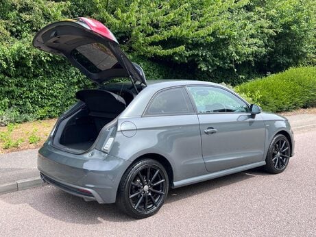 Audi A1 1.4 TFSI CoD S line Euro 6 (s/s) 3dr 8